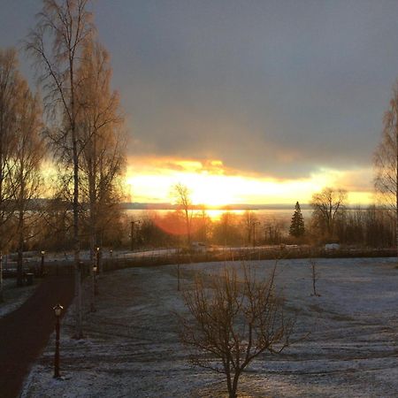 Mysigt Boende I Raettvik Med Utsikt Oever Siljan Exteriér fotografie