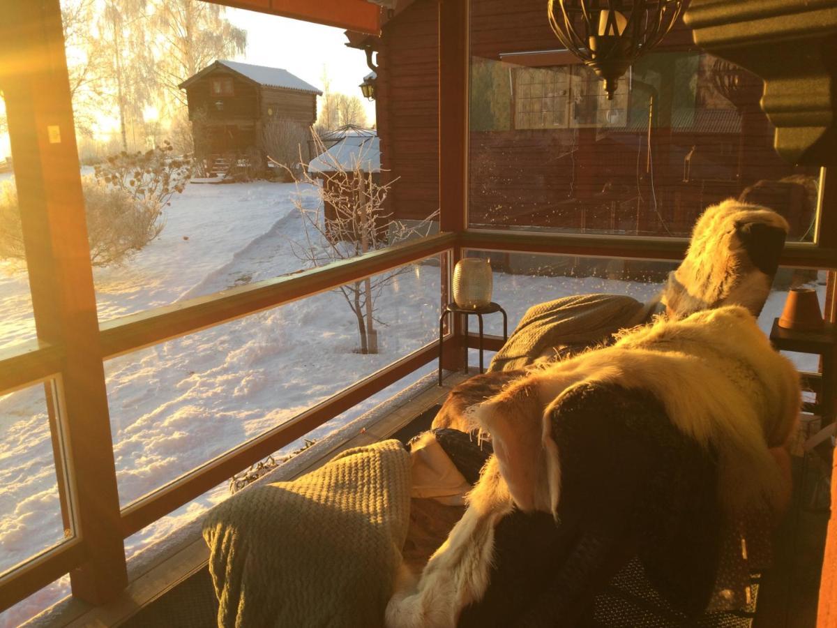 Mysigt Boende I Raettvik Med Utsikt Oever Siljan Exteriér fotografie
