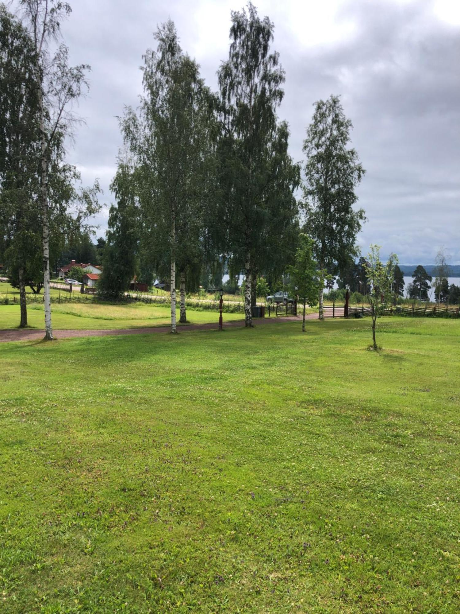 Mysigt Boende I Raettvik Med Utsikt Oever Siljan Exteriér fotografie