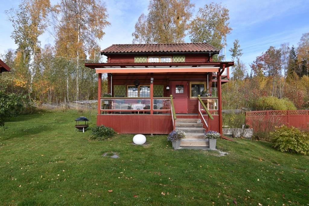 Mysigt Boende I Raettvik Med Utsikt Oever Siljan Exteriér fotografie