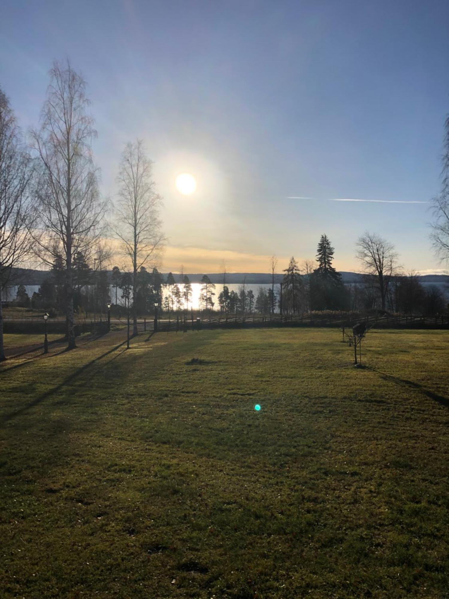 Mysigt Boende I Raettvik Med Utsikt Oever Siljan Exteriér fotografie